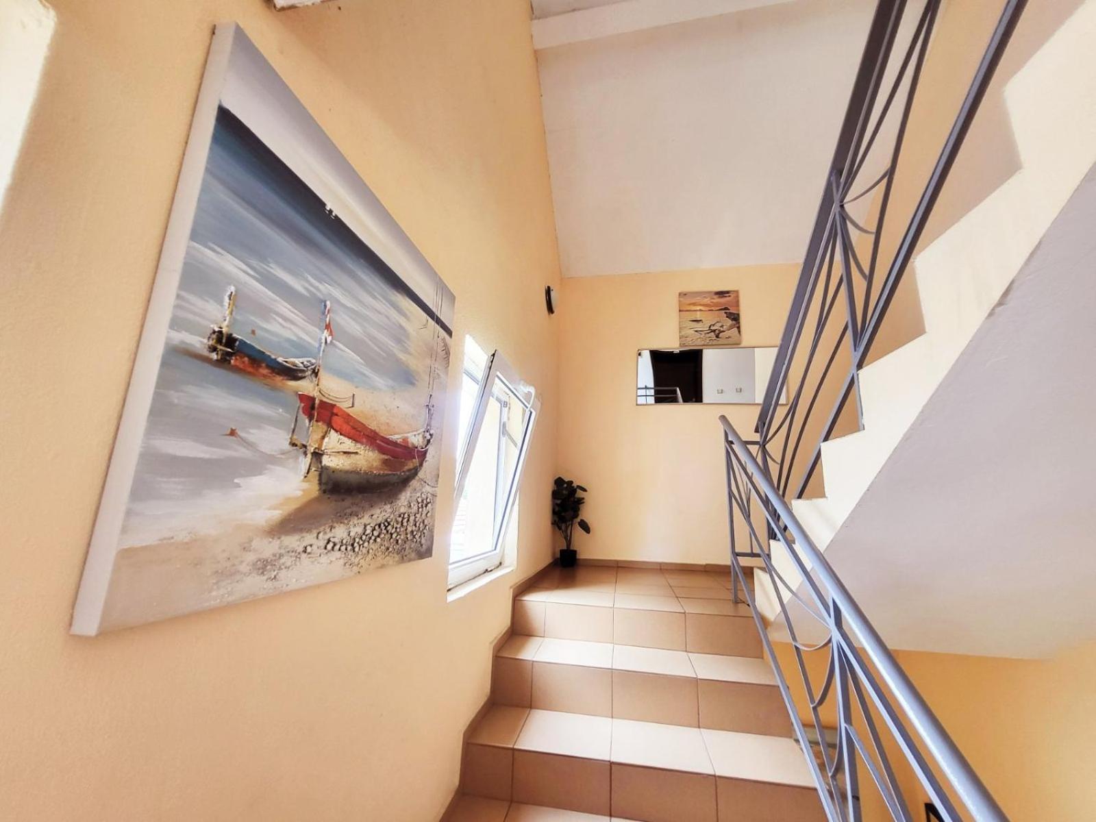 Kazlarov Guest House คีตาน ภายนอก รูปภาพ