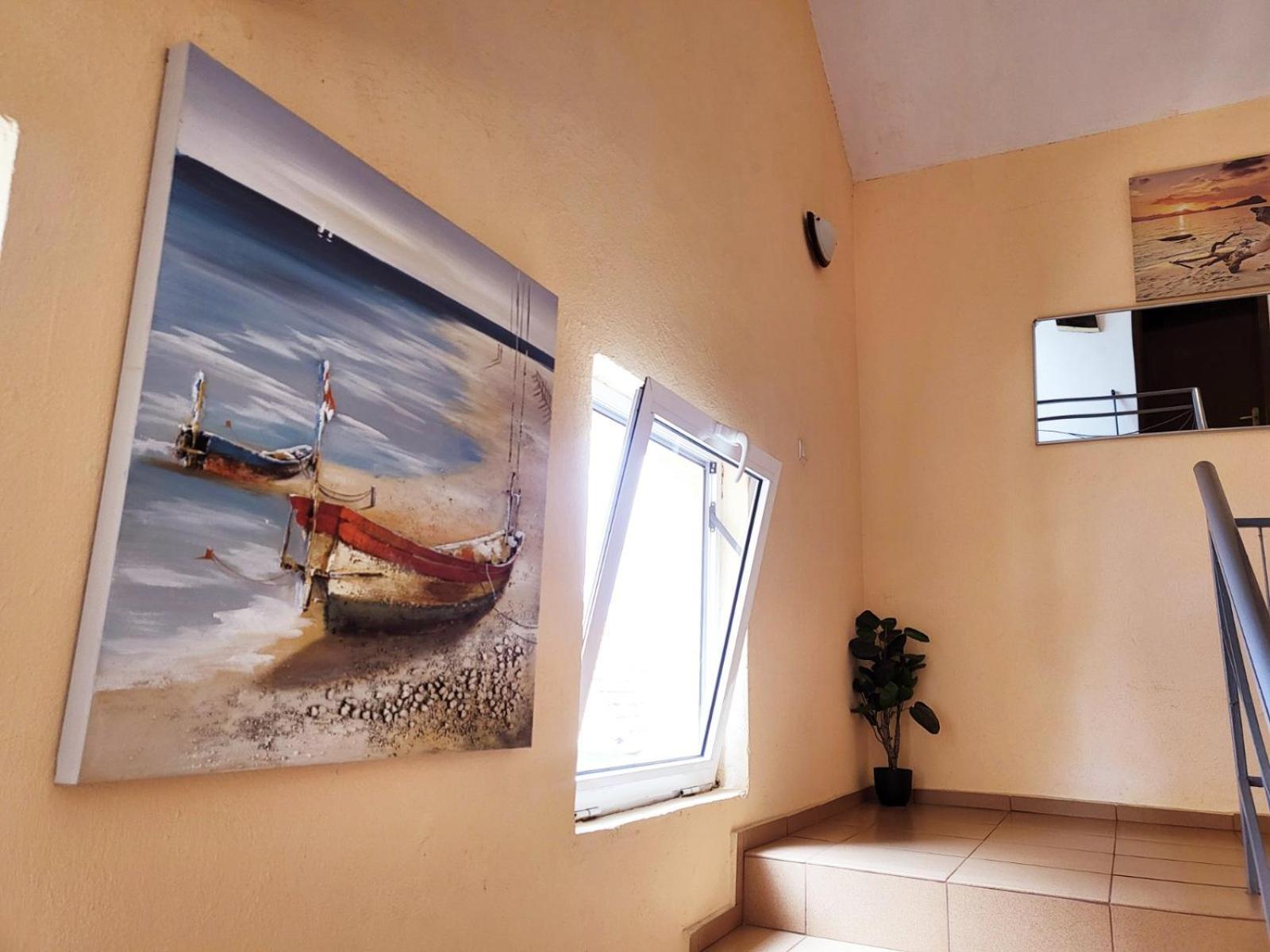 Kazlarov Guest House คีตาน ภายนอก รูปภาพ